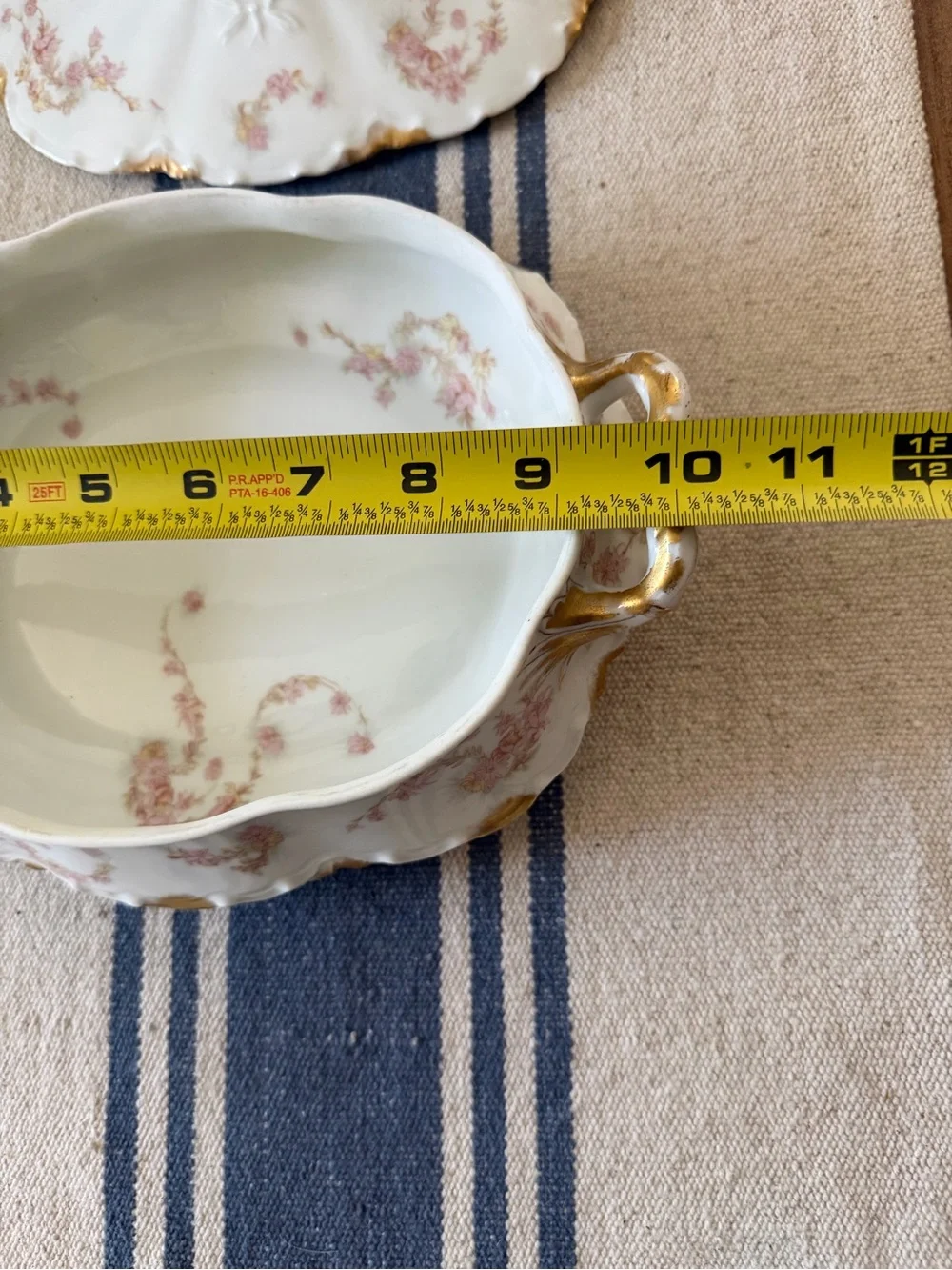 Haviland Limoges Porcelain Schleiger ?525 Pink Gold Floral Covered Bowl